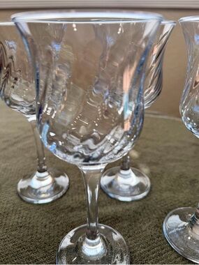 Vintage Clear Glass Optic Swirl Wine Goblets - Set of 4